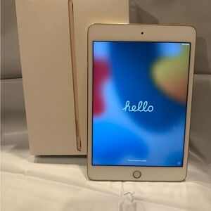 IPad Mini 4 - 128GB Apple Gold Tablet